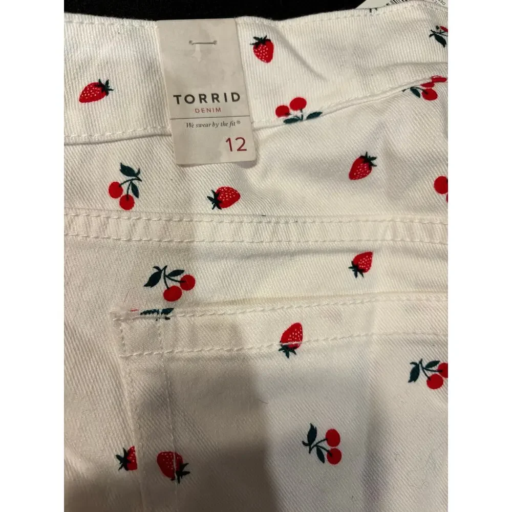 torrid White Cherry-Print Denim Shorts - Picture 6 of 13